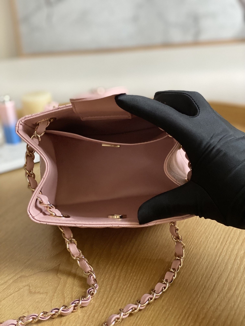 Ch**el bucket bags